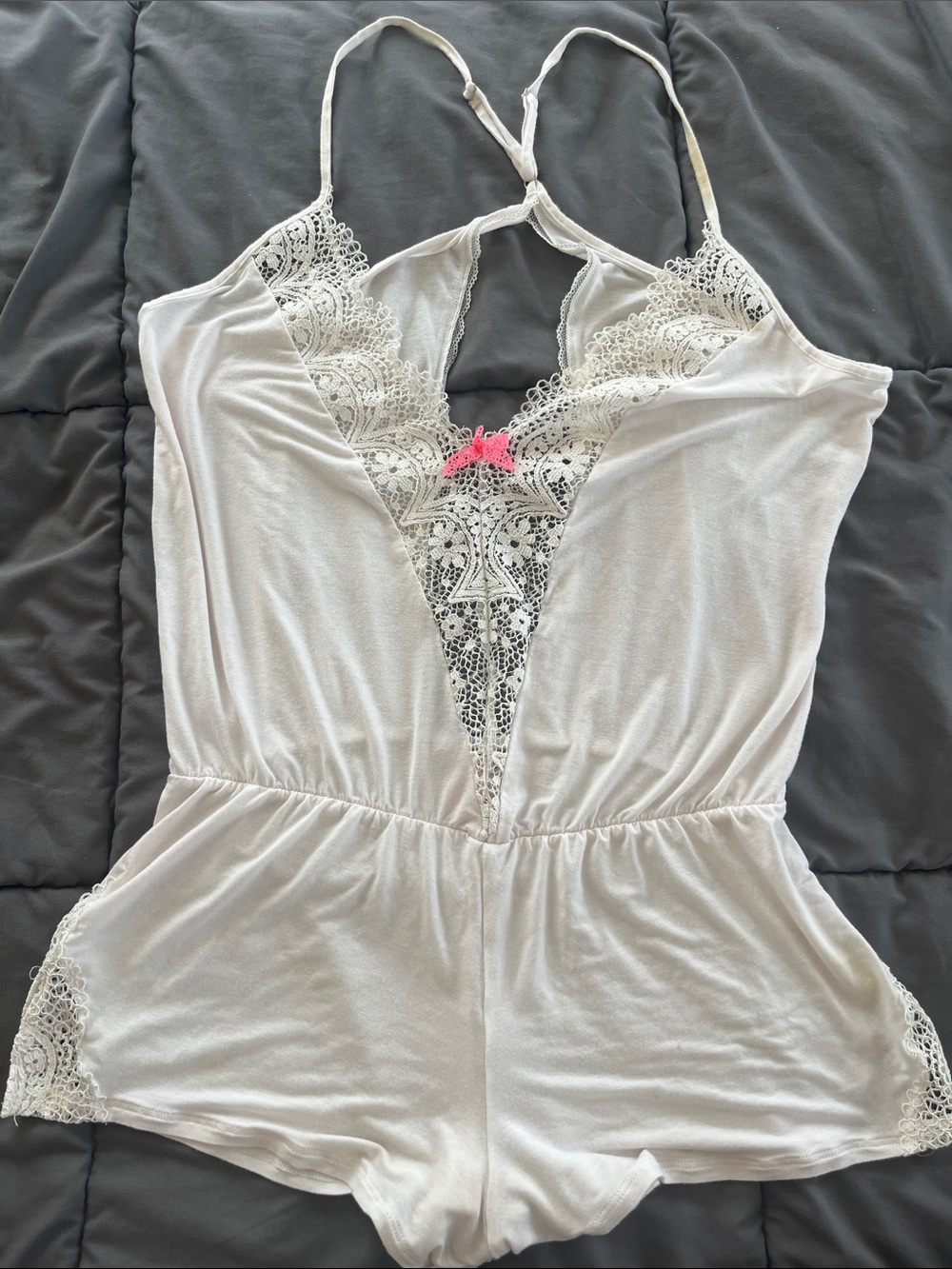 Lace-Trim White Women's Romper Sleepwear with Pink Bow Accent